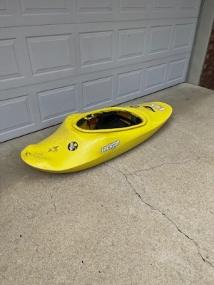 Kayak.jpg